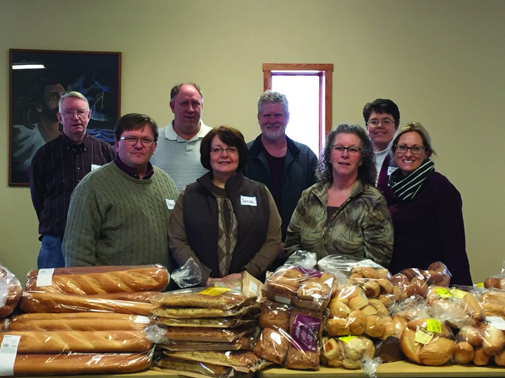 Volunteers Help Strike Out Hunger in Iowa | OUTLOOK magazine